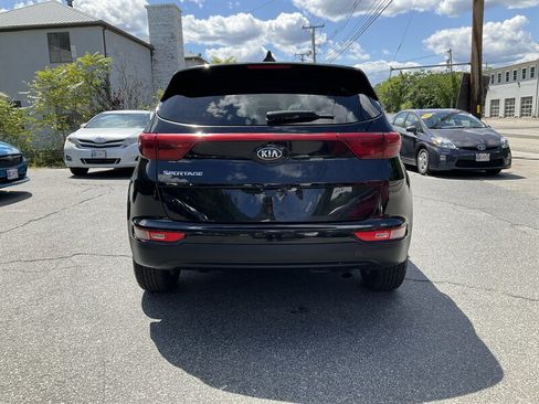Used 2017 Kia Sportage LX AWD/4WD image 5