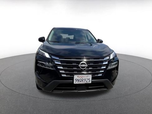 Used 2025 Nissan Rogue SV FWD image 4