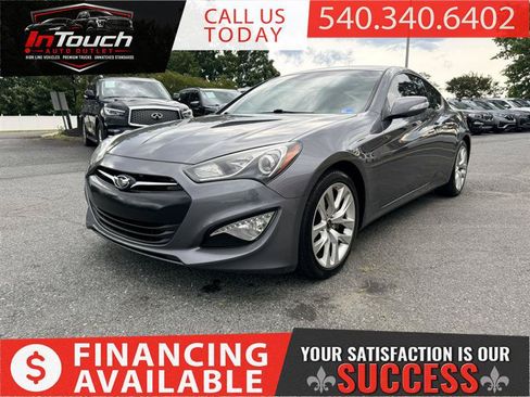 Used 2016 Hyundai Genesis 3.8 RWD image 1