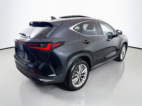 Used 2024 Lexus NX 350h AWD w/ Vision Package image 7