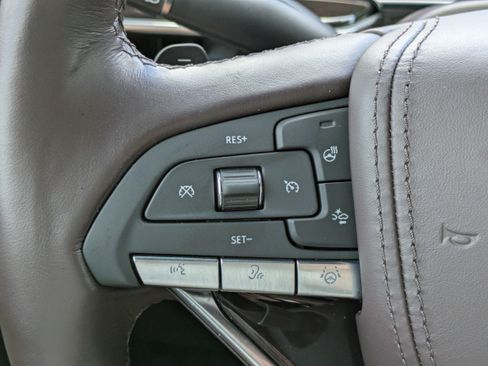 Used 2024 Cadillac Escalade ESV Sport Platinum w/ LPO, ONYX Package AWD/4WD image 28