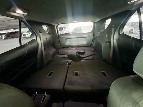 Used 2019 Chevrolet Equinox LT w/ Driver Convenience Package FWD image 26