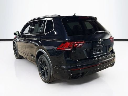 Used 2024 Volkswagen Tiguan SE R-Line AWD/4WD image 5