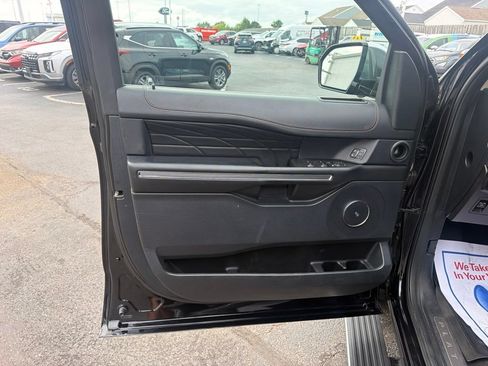 Used 2020 Ford Expedition Platinum AWD/4WD image 23