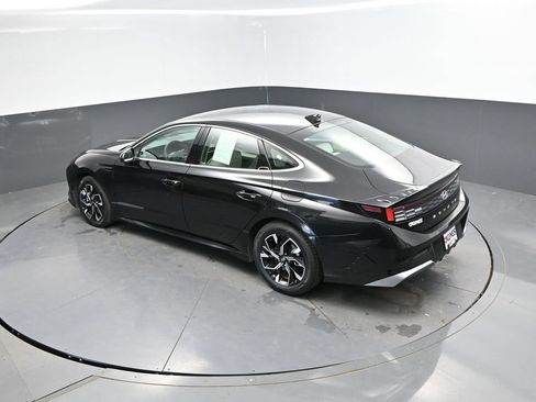 Used 2025 Hyundai Sonata SEL FWD image 29