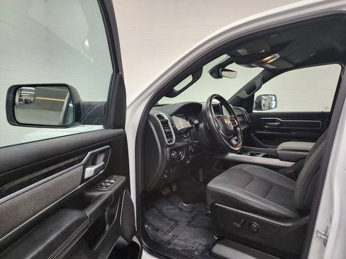 Used 2022 RAM 1500 Big Horn AWD/4WD image 11