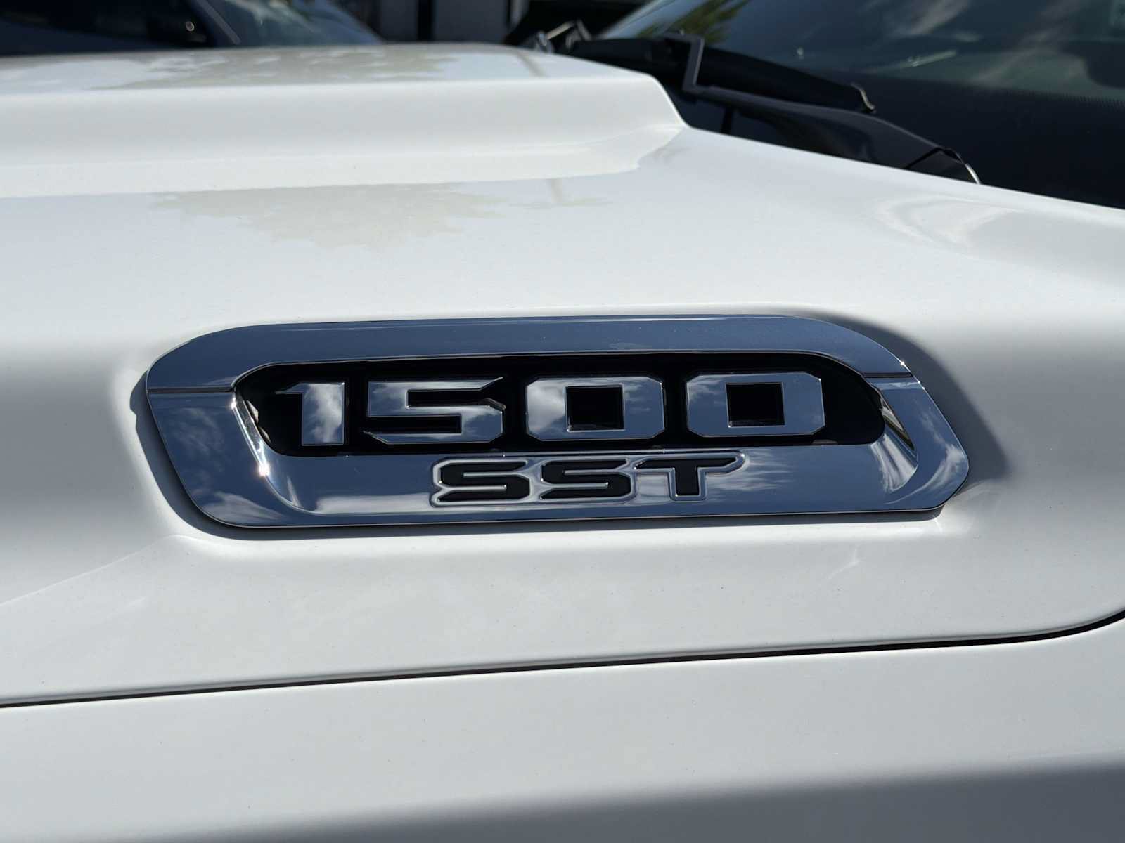 Used 2025 RAM 1500 Laramie RWD image 38