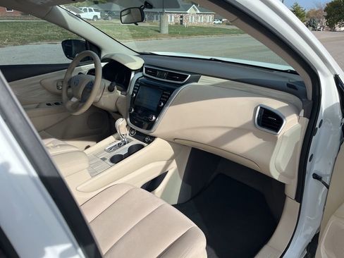 Used 2017 Nissan Murano SV image 23