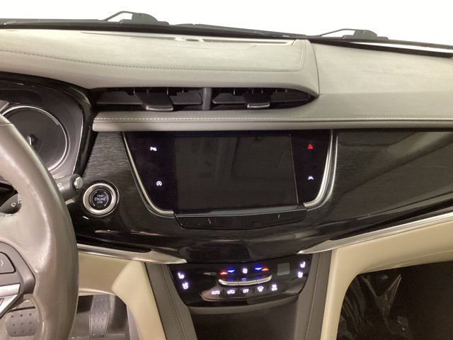 Used 2021 Cadillac XT6 Premium Luxury AWD/4WD image 15