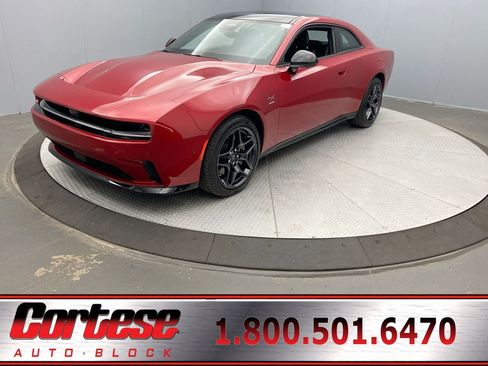 Used 2024 Dodge Charger Daytona R/T w/ Plus Group AWD/4WD image 1