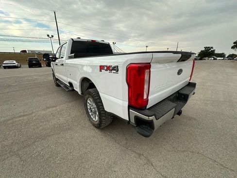 Used 2024 Ford F250 XL w/ FX4 Off-Road Package AWD/4WD image 9