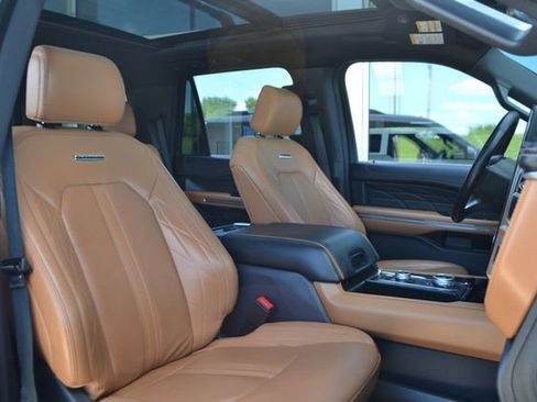 Certified 2024 Ford Expedition Platinum AWD/4WD image 43