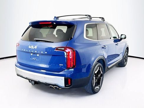 Certified 2024 Kia Telluride S AWD/4WD image 5