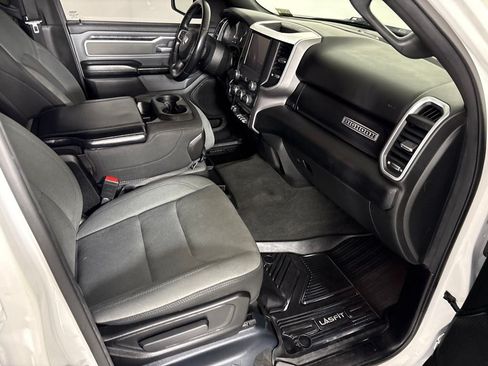 Used 2022 RAM 1500 Big Horn AWD/4WD image 17