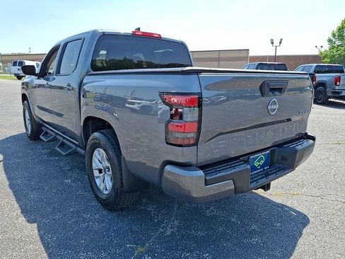 Used 2024 Nissan Frontier SV w/ Tow Package AWD/4WD image 5