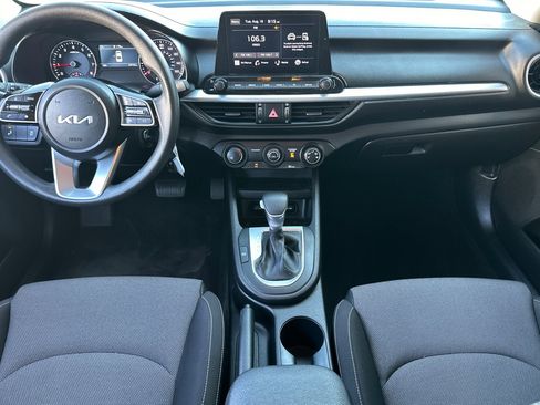 Used 2023 Kia Forte LXS w/ LXS Technology Package FWD image 14
