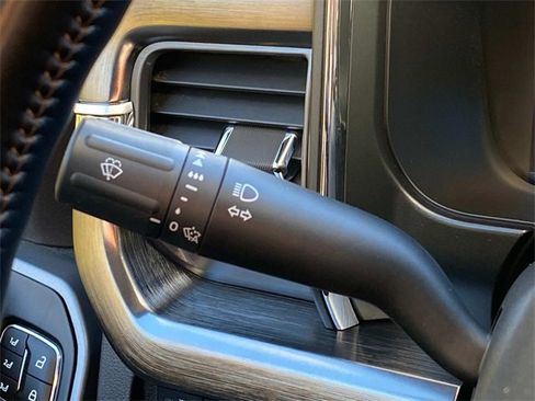 Used 2023 Ford F250 Lariat w/ Lariat Ultimate Package image 21