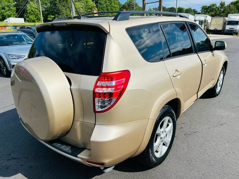 Used 2011 Toyota RAV4 Limited w/ Limited Extra Value Pkg FWD image 5