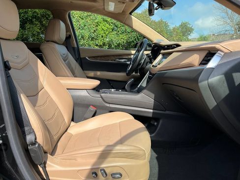 Used 2020 Cadillac XT5 Sportv w/ Platinum Package AWD/4WD image 27