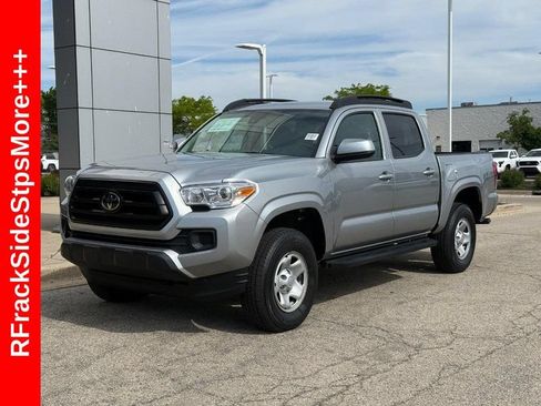 Used 2023 Toyota Tacoma SR AWD/4WD image 7