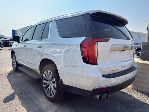 Used 2023 GMC Yukon Denali AWD/4WD image 2