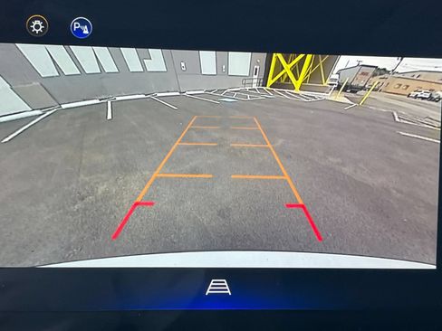 Used 2025 Chevrolet Equinox LT FWD image 26