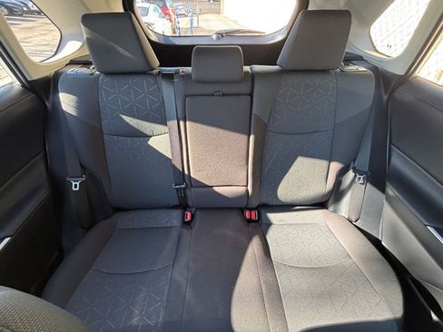 Used 2025 Toyota RAV4 XLE image 38