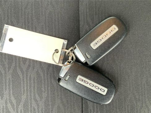 Used 2022 Dodge Durango GT image 37