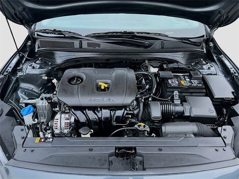 Used 2023 Kia Forte LXS image 27