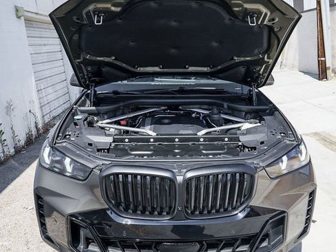 Used 2024 BMW X5 sDrive40i w/ M Sport Package RWD image 13