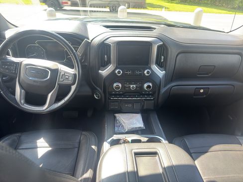 Used 2020 GMC Sierra 1500 Denali w/ Denali Ultimate Package AWD/4WD image 7