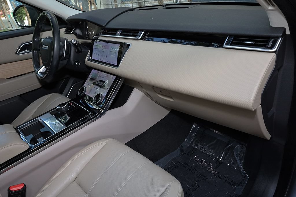 Used 2020 Land Rover Range Rover Velar R-Dynamic S AWD/4WD image 40