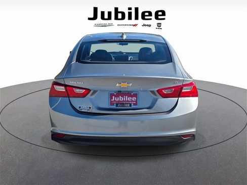 Used 2023 Chevrolet Malibu LT image 3