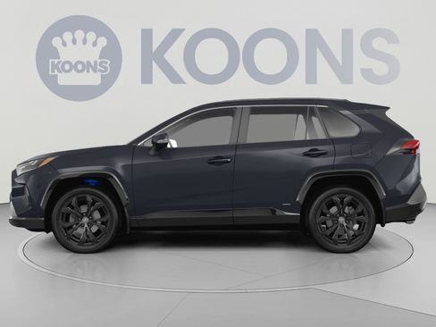 Used 2024 Toyota RAV4 Limited w/ Advanced Technology Package AWD/4WD image 2