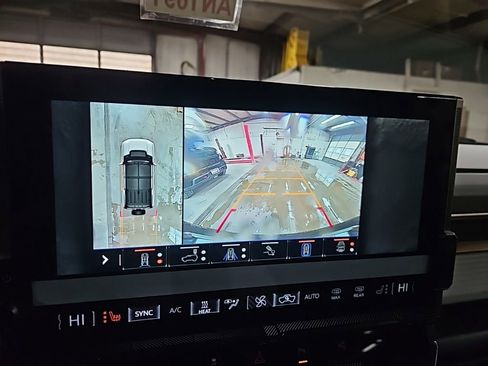 New 2025 GMC Hummer EV 3X image 28