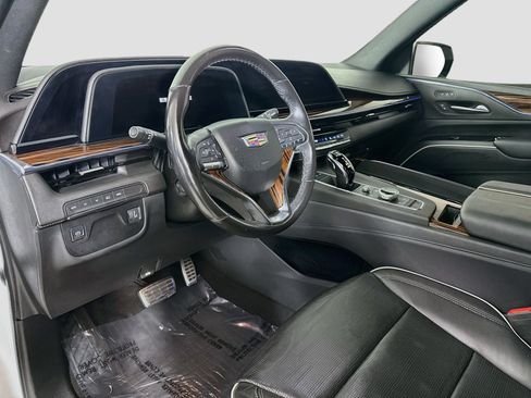 Used 2023 Cadillac Escalade ESV Premium Luxury AWD/4WD image 23