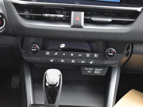 New 2026 Subaru Outback Premium image 19