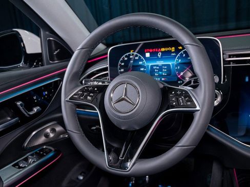 New 2025 Mercedes-Benz E 450 4MATIC All-Terrain Wagon image 16