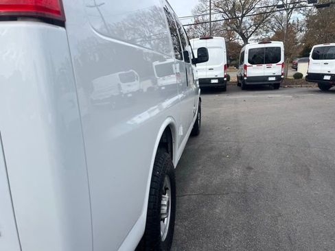 Used 2021 GMC Savana 2500 w/ Driver Convenience Package image 13