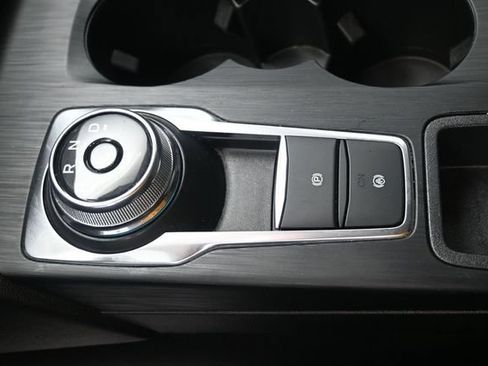 Certified 2024 Ford Escape Platinum AWD/4WD image 13
