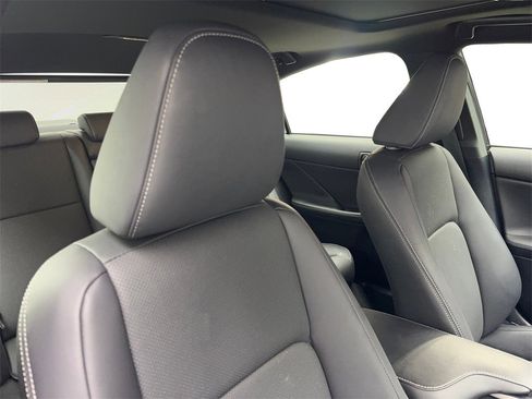 Used 2025 Lexus IS 300 w/ Premium Package image 45