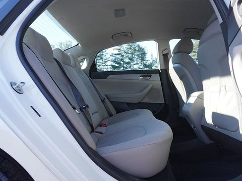 Used 2019 Hyundai Sonata SE image 31