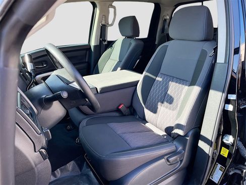 Used 2024 Nissan Titan SV w/ Accessory Utility Package image 19