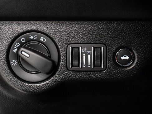 Used 2023 Dodge Challenger SRT Hellcat w/ Driver Convenience Group image 30