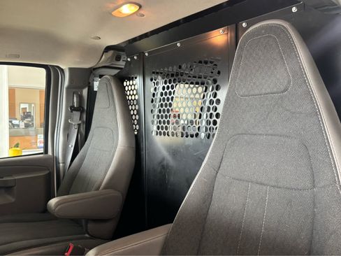 Used 2024 Chevrolet Express 2500 w/ Driver Convenience Package RWD image 20