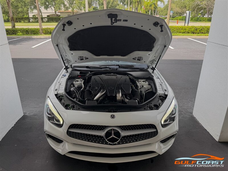 Used 2019 Mercedes-Benz SL 550 w/ Driver Assistance Package image 38
