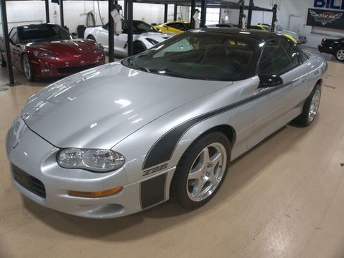 Used 1999 Chevrolet Camaro Z28 w/ Performance Pkg RWD image 1