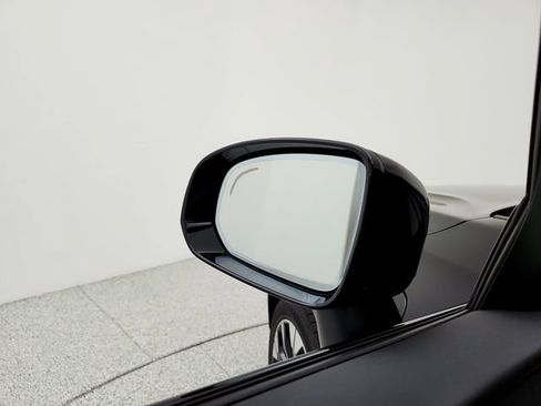 New 2026 Volvo XC60 T8 Plus w/ Protection Package Premier AWD/4WD image 19