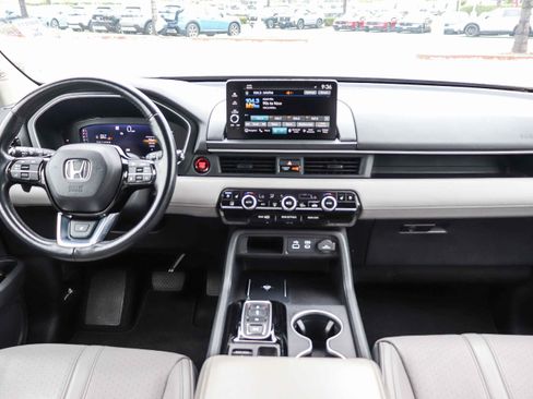Certified 2023 Honda Pilot Elite image 14