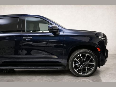 Used 2022 Chevrolet Tahoe RST w/ Luxury Package AWD/4WD image 9